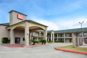 Econo Lodge & Suites